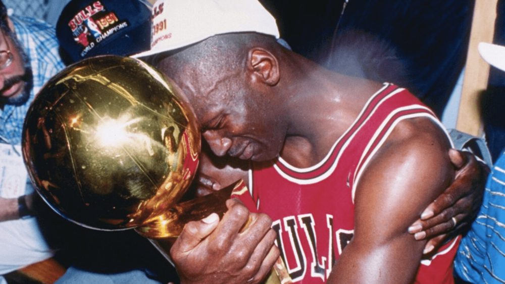 michael-jordan-meduza-store3