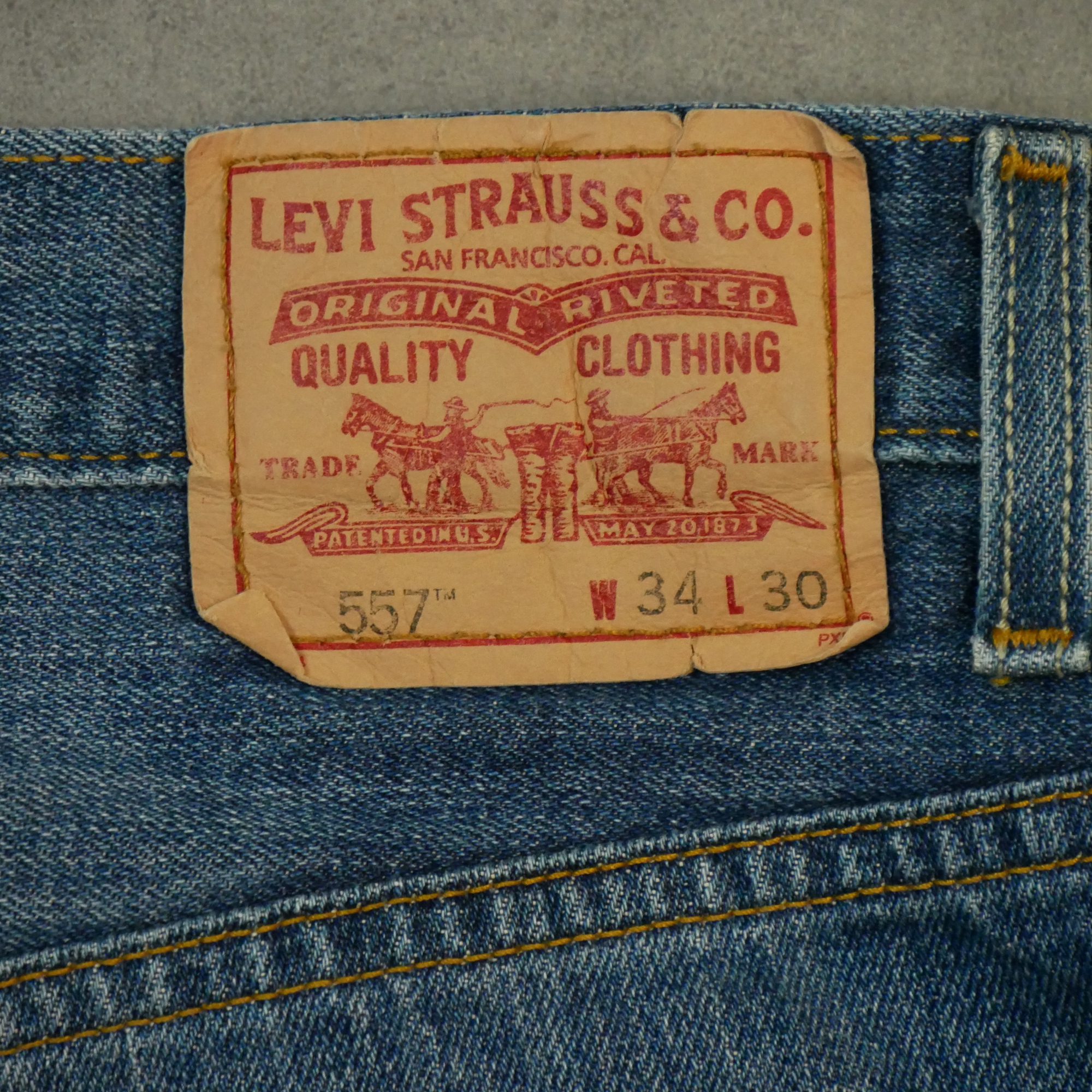 Levis 557 bootcut jeans outlet