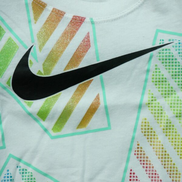 T shirt manches courtes enfant blanc Nike Motif imprime Col Rond QWE3633