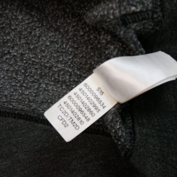 Sweat a capuche femme manches longues noir The North Face Col Montant QWE3394