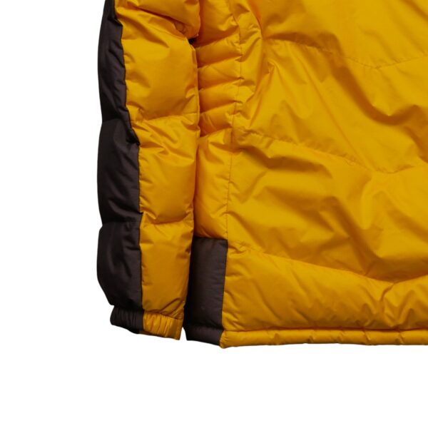 Doudoune homme manches longues jaune Asics Col Montant QWE3626