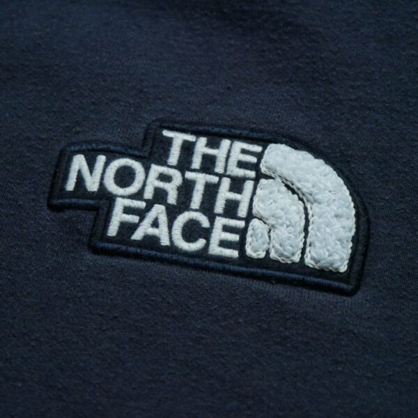 Sweat a capuche femme manches longues marine The North Face Col Rond QWE0176