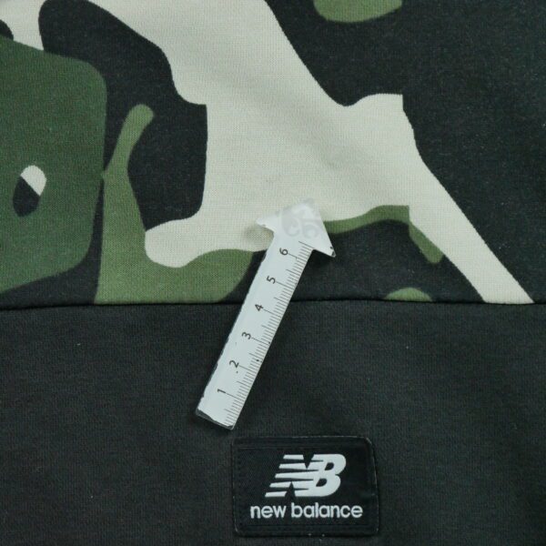 Sweat a capuche homme manches longues camouflage New Balance Motif a motifs Col Rond