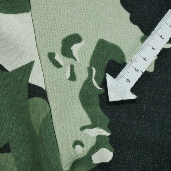Sweat a capuche homme manches longues camouflage New Balance Motif a motifs Col Rond