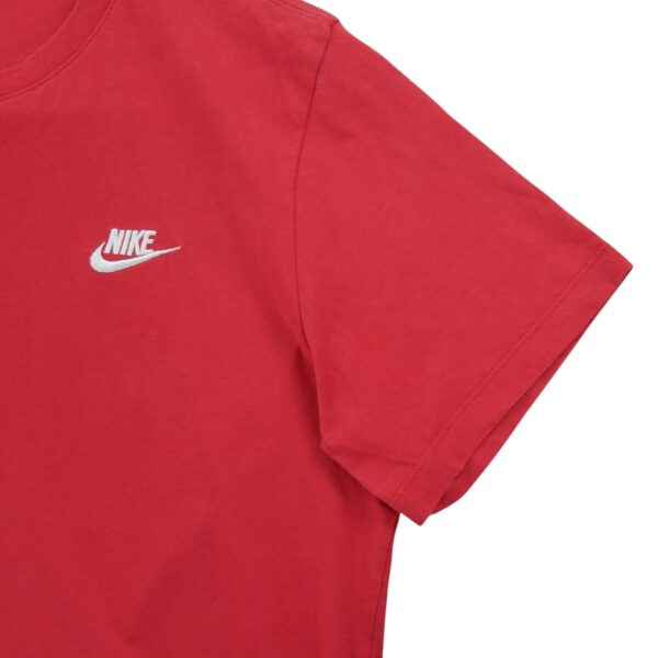 T-Shirt et Short Nike Rouge – Image 6