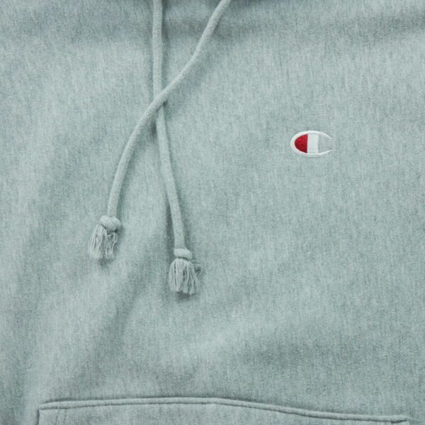 Sweat a capuche homme manches longues gris Champion Motif chine Col Rond