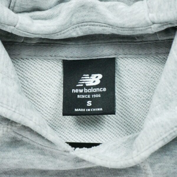 Sweat a capuche homme manches longues gris New Balance Motif chine Col Rond
