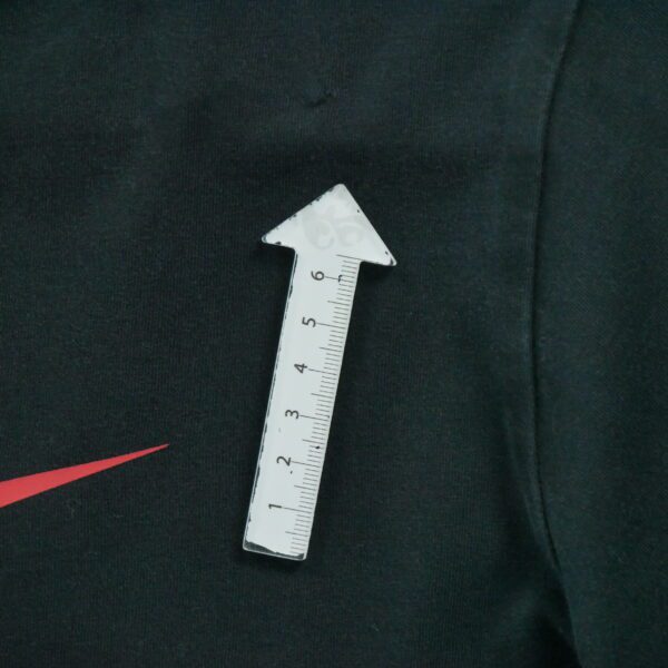 T shirt manches courtes enfant noir Nike Col Rond