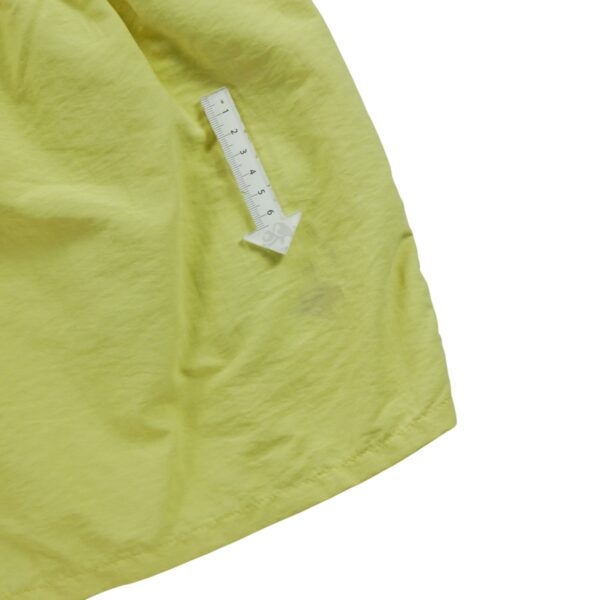 Short Femme  Barely Baggies Jaune – Image 7