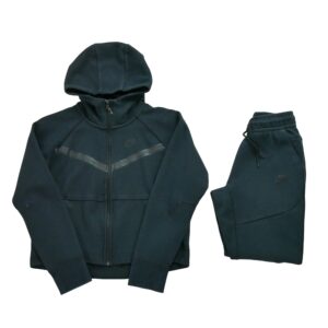 Survetement femme noir Nike