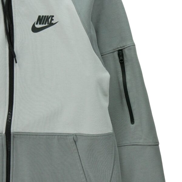 Sweat a capuche homme manches longues gris Nike Col Montant