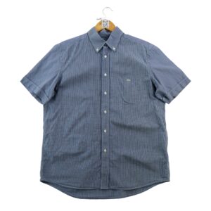 Lacoste chemise a manches courtes petits carreaux bleus col boutonne